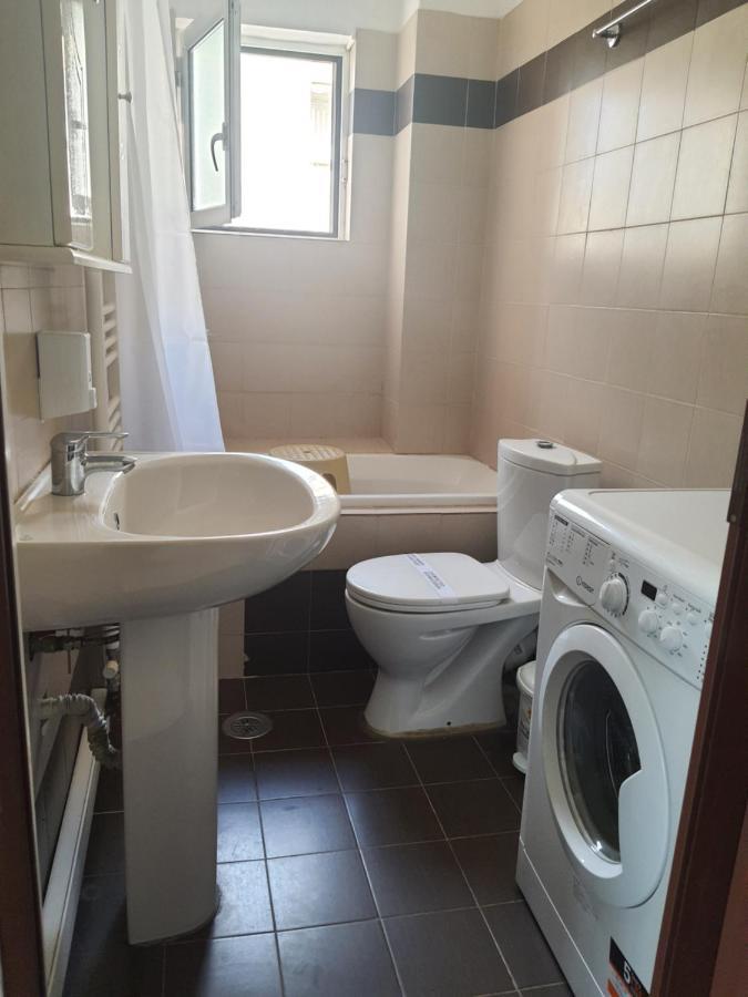 Seaside Beach Apartment Каламата Екстериор снимка