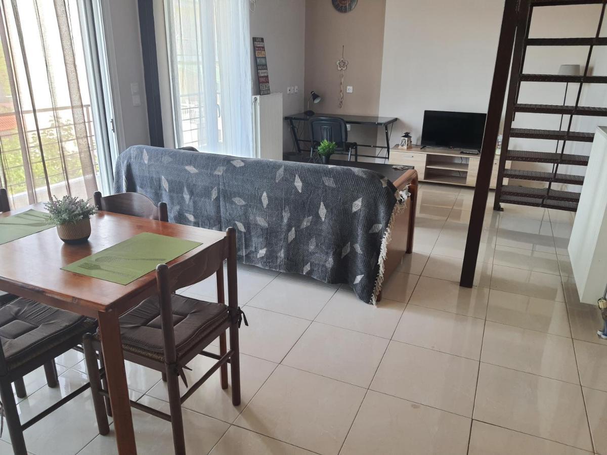 Seaside Beach Apartment Каламата Екстериор снимка